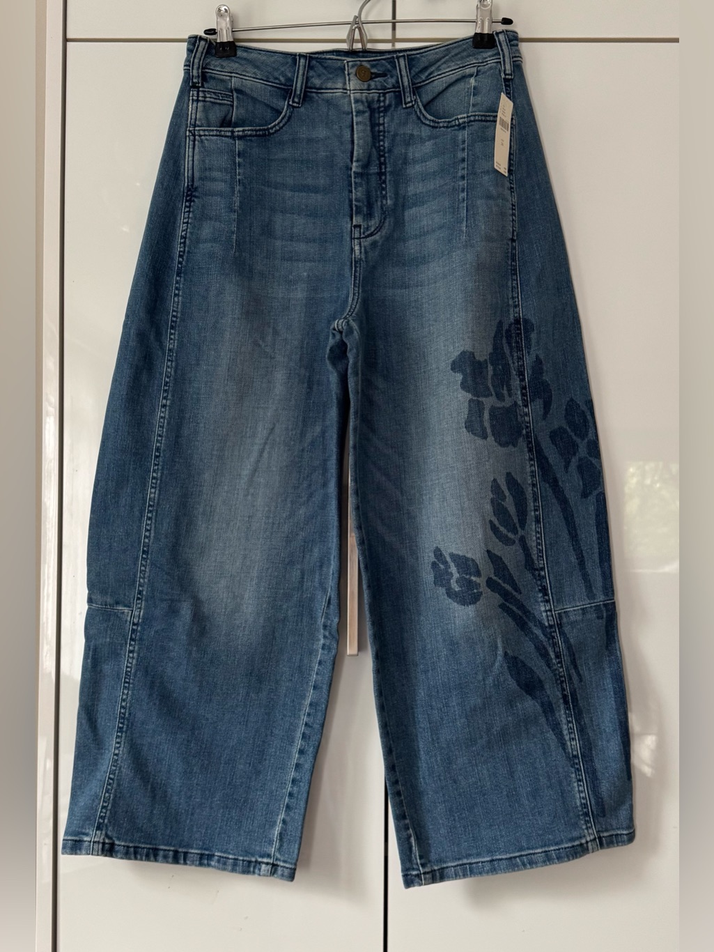 Nwt Size 26 -The Kenna Mid-Rise Heritage Barrel Jeans By Pilcro: Icon Edition
